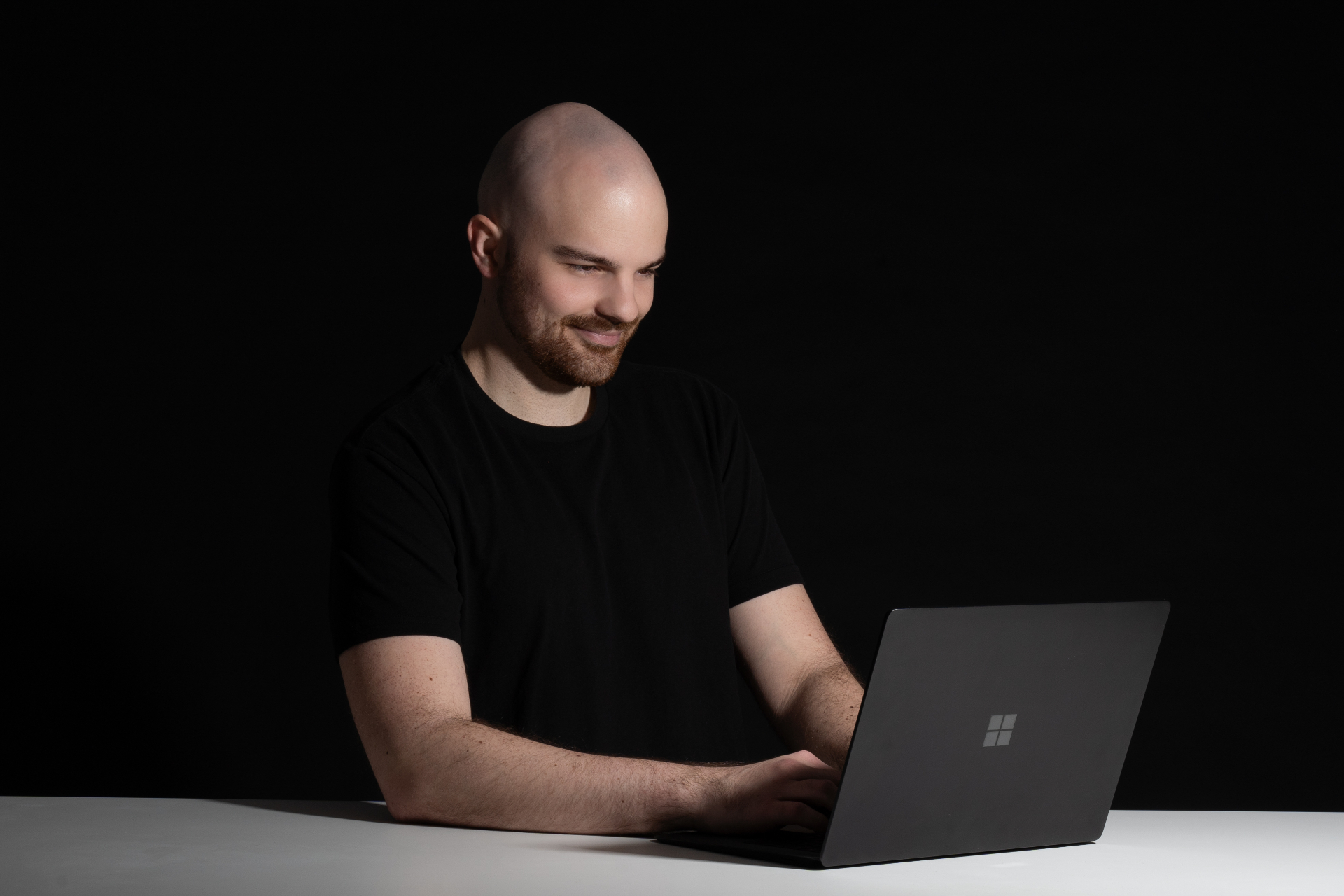 Stefan Zangerle working on a clinic marketing system